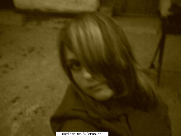 Just me - in ultimul timp au inceput sa imi placa si pozele - We.....are the best
