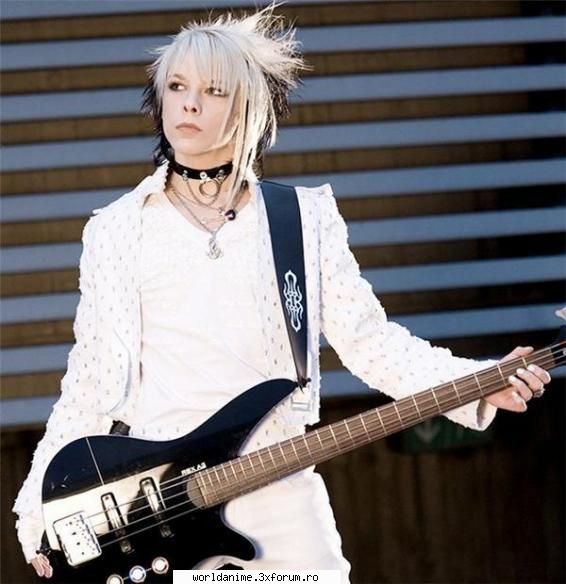 Kiro(Cinema Bizarre) - Anna_Ryuzaki - Music