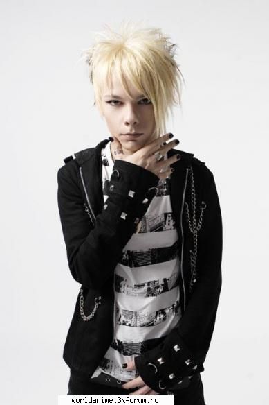 Kiro(Cinema Bizarre) - Anna_Ryuzaki - Music