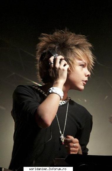 Kiro(Cinema Bizarre) - Cat pot sa il ador:X - Music