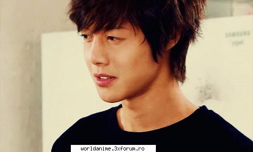 ;) ^.^ playful kiss! ^.^